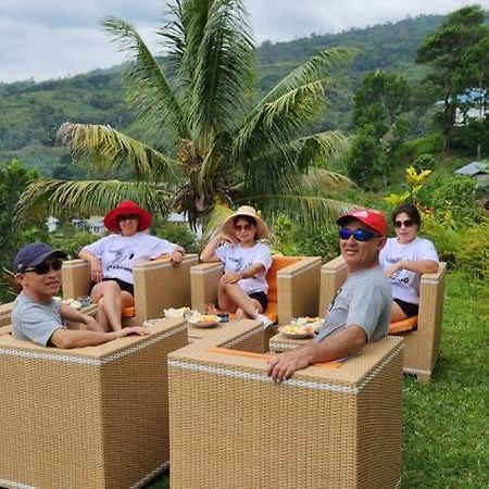 Jaya Hill Garden Hotel Kelimutu Buitenkant foto