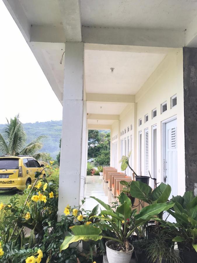 Jaya Hill Garden Hotel Kelimutu Buitenkant foto